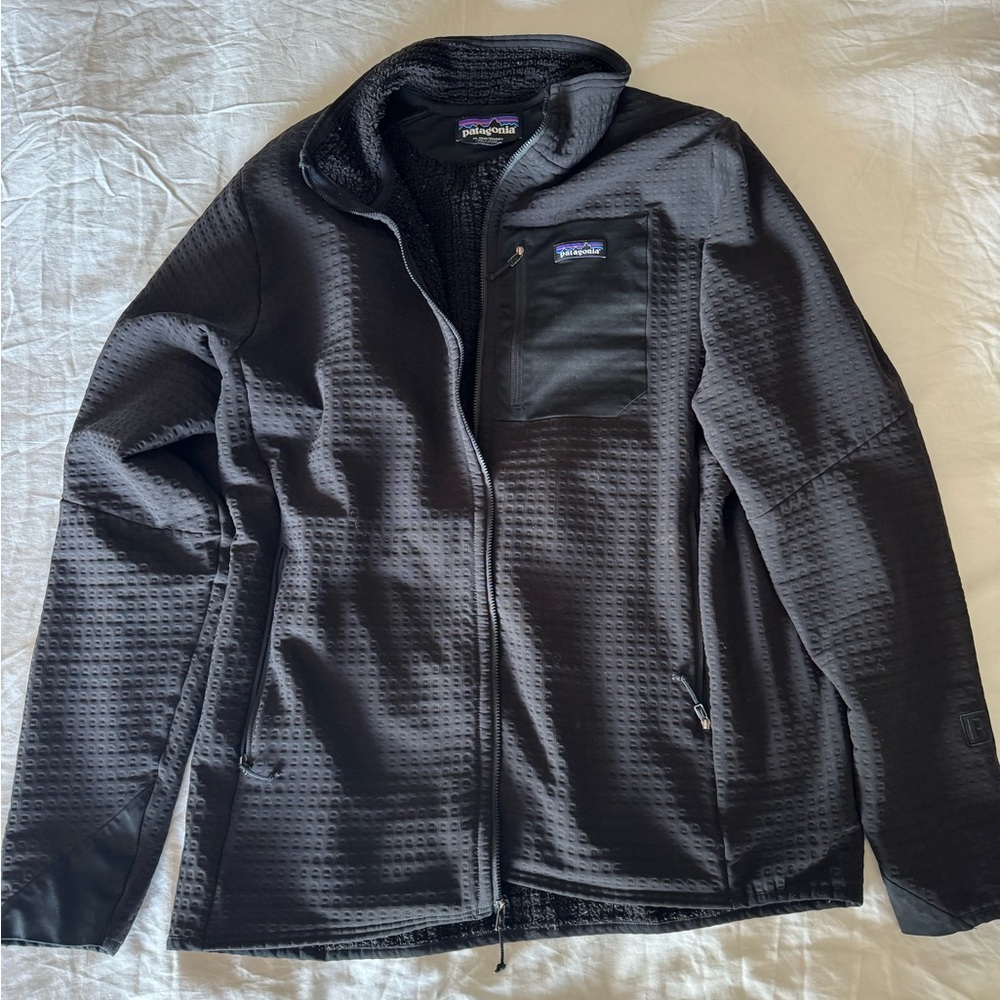 Patagonia men’s fleece jacket